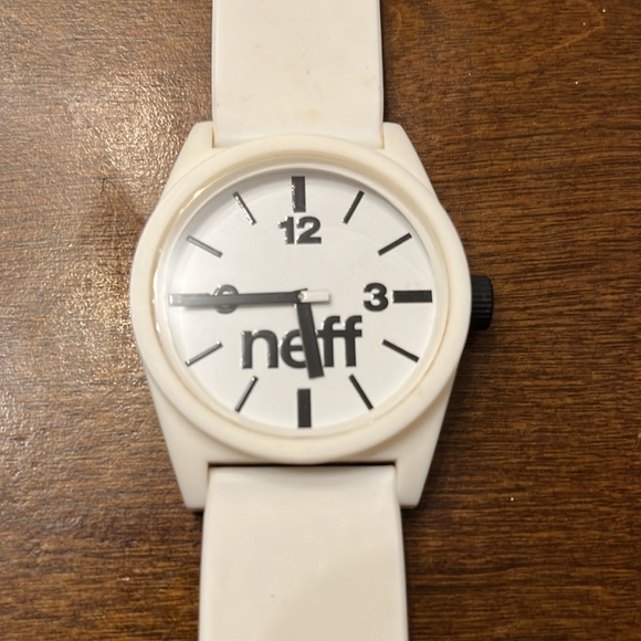 Neff plastic watch, new battery! From 2008 - Picture 2 of 3